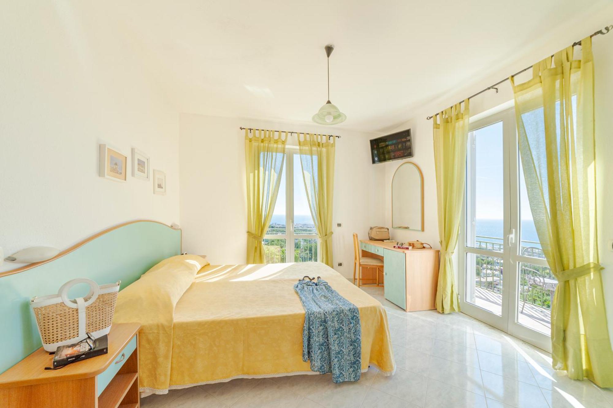 Poggio Del Sole Hotel Forio di Ischia Buitenkant foto
